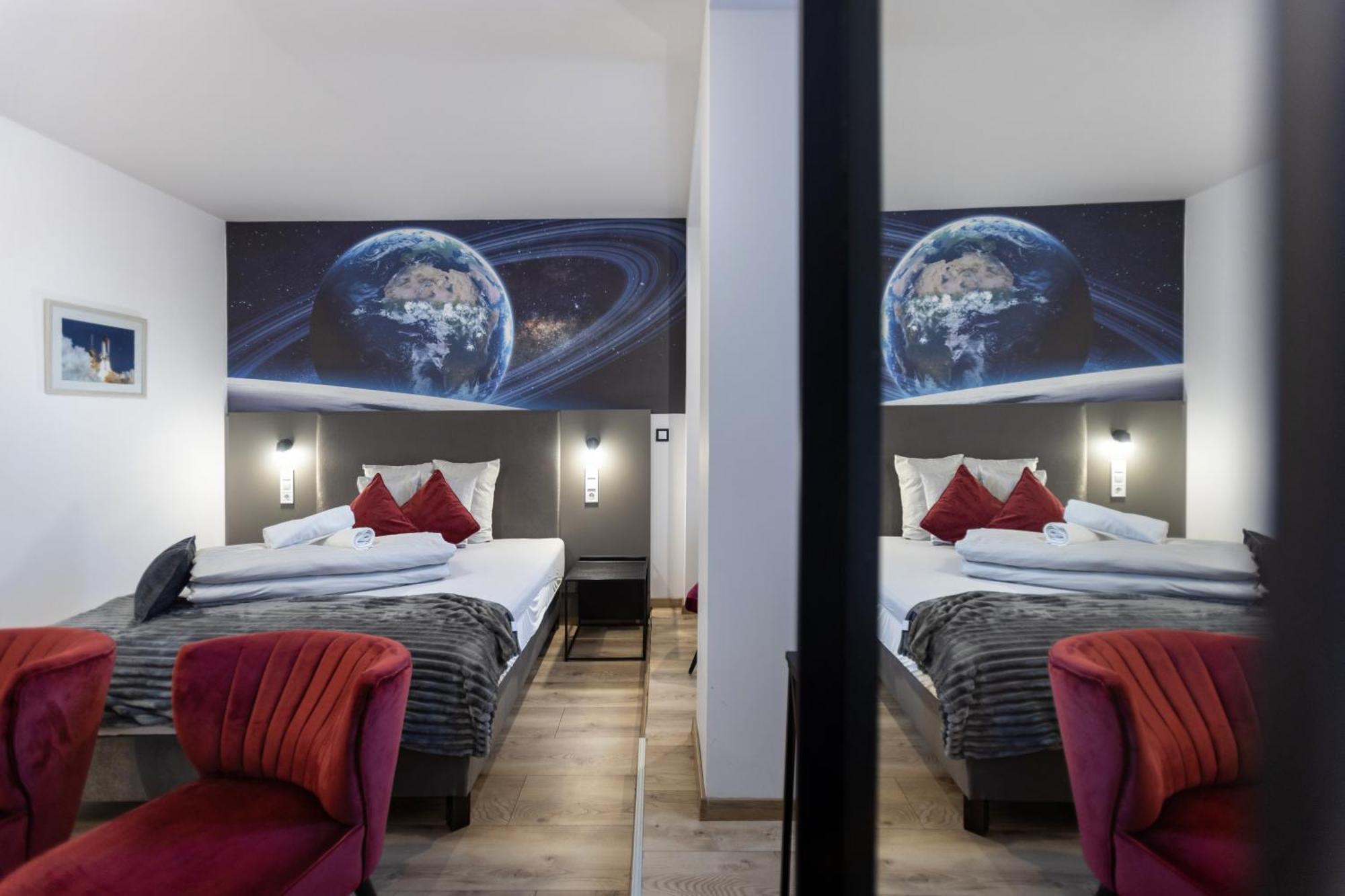 R73 Residences Pecs Bagian luar foto